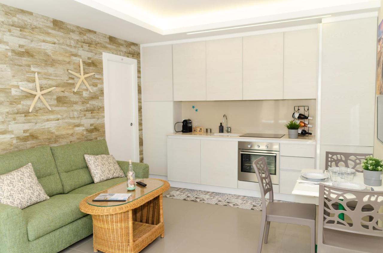 הוילה פולינאנו א מארה Apulialux Little Jem W Jacuzzi / 180 Steps From Sea מראה חיצוני תמונה