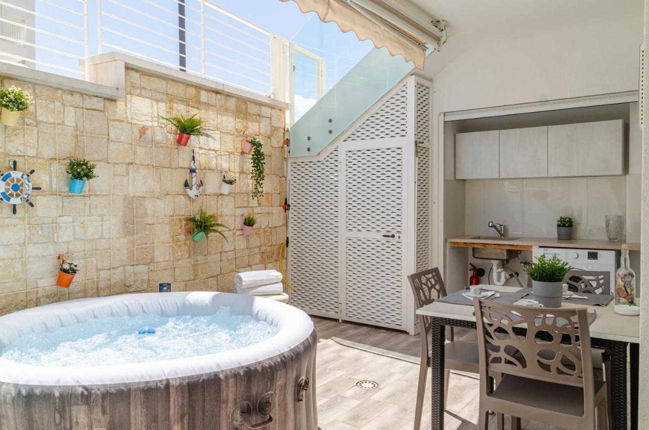 הוילה פולינאנו א מארה Apulialux Little Jem W Jacuzzi / 180 Steps From Sea מראה חיצוני תמונה